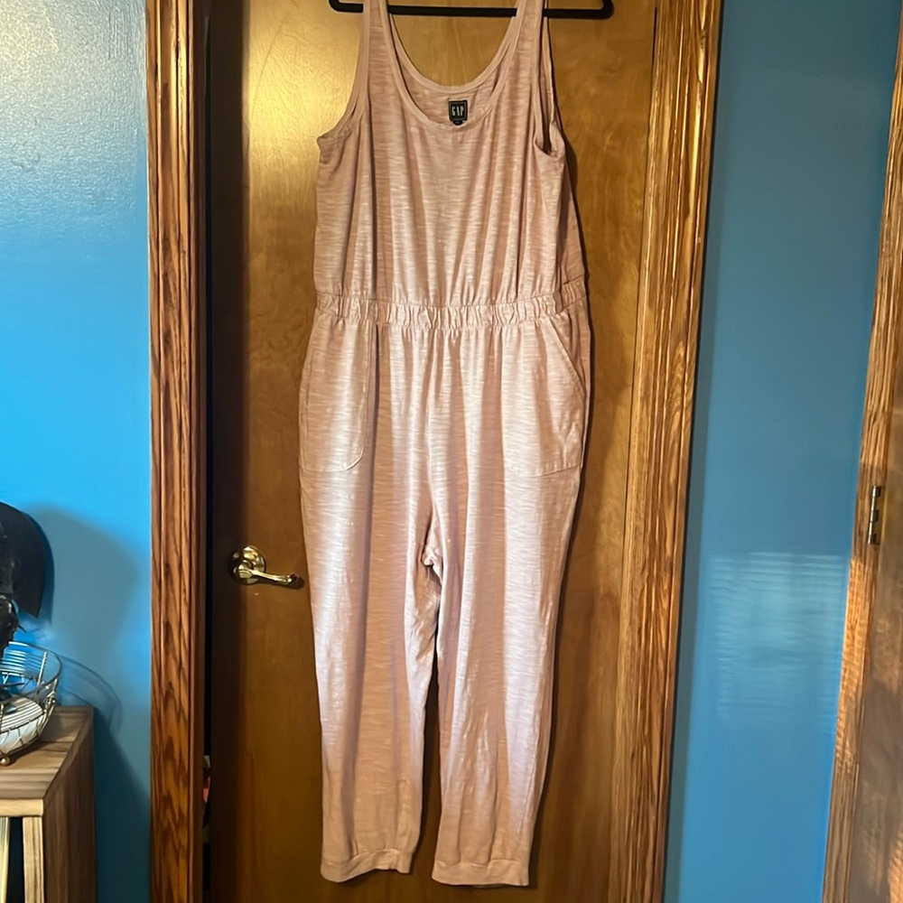 GAP Heathered Pink Jumpsuit Barely Worn Size XXL